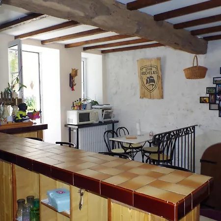 招待所 勒卡德朗索里拉旅馆 Courcelles (Charente-Maritime)