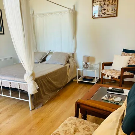 Guest house Le Cadran Solaire Courcelles (Charente-Maritime)