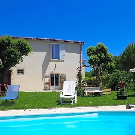 Le Cadran Solaire Guest house Courcelles (Charente-Maritime)