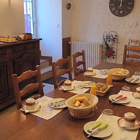Le Cadran Solaire Guest house Courcelles (Charente-Maritime)