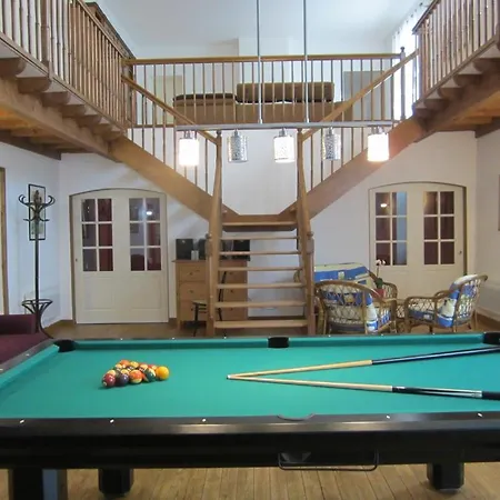 Le Cadran Solaire Penzion 3*