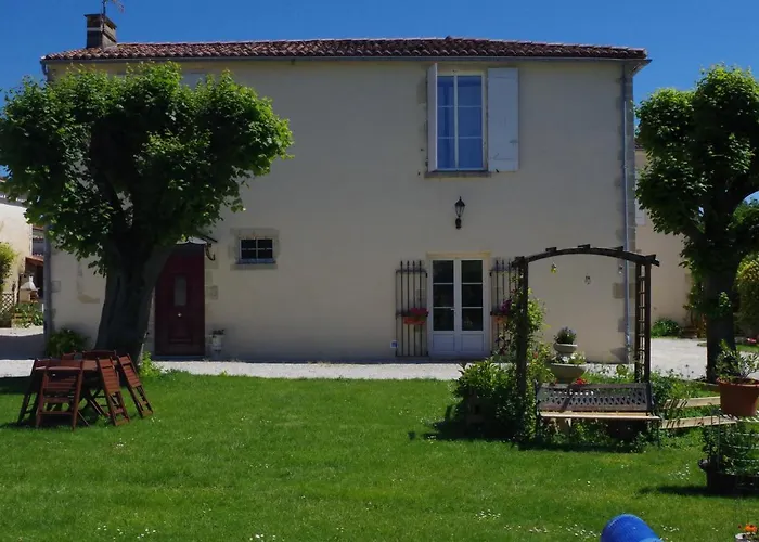 Le Cadran Solaire 3*