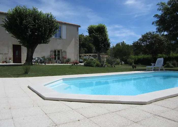 Le Cadran Solaire Guest house
