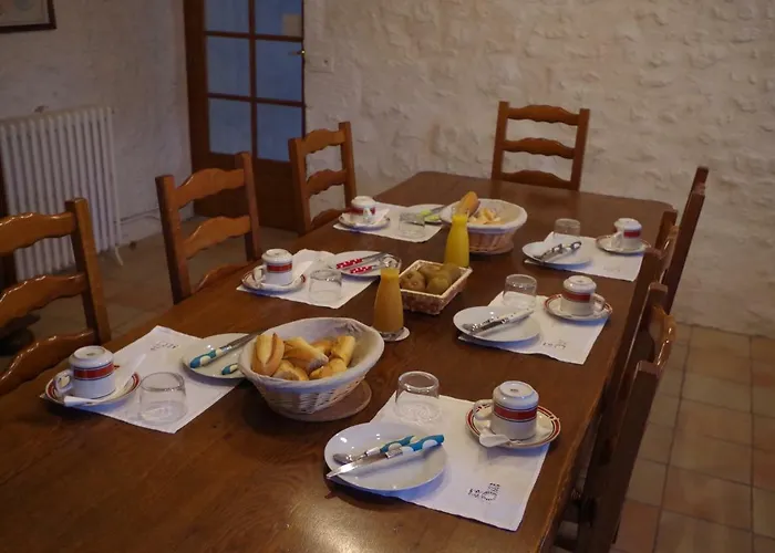 Le Cadran Solaire 3*